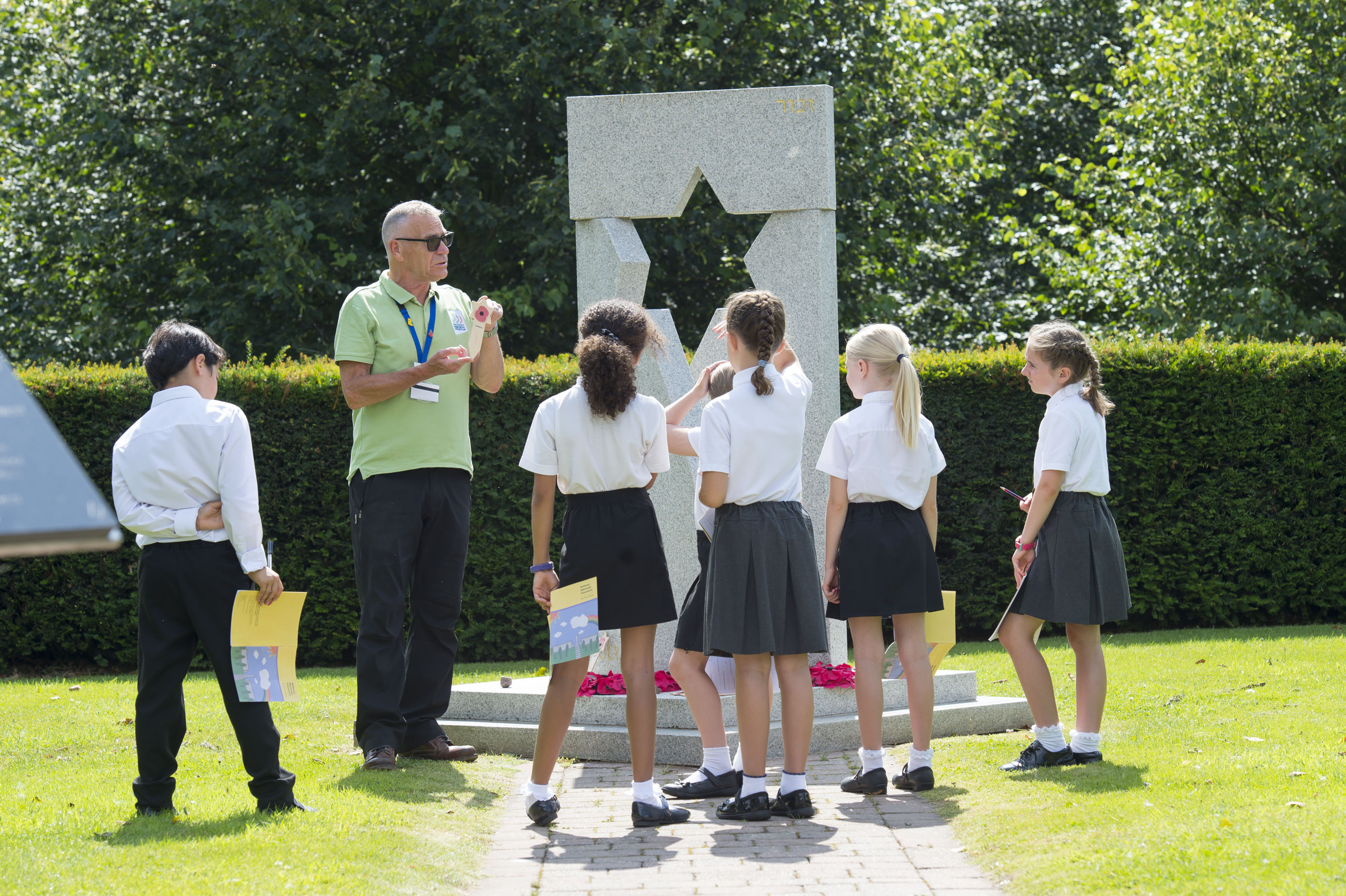 School Group at the Association of Jewish Ex-Service Men and Women Memorial