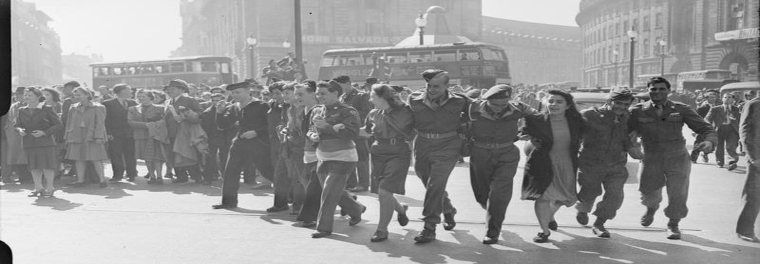 Imperial War Museum D 25636 (002) (1) banner