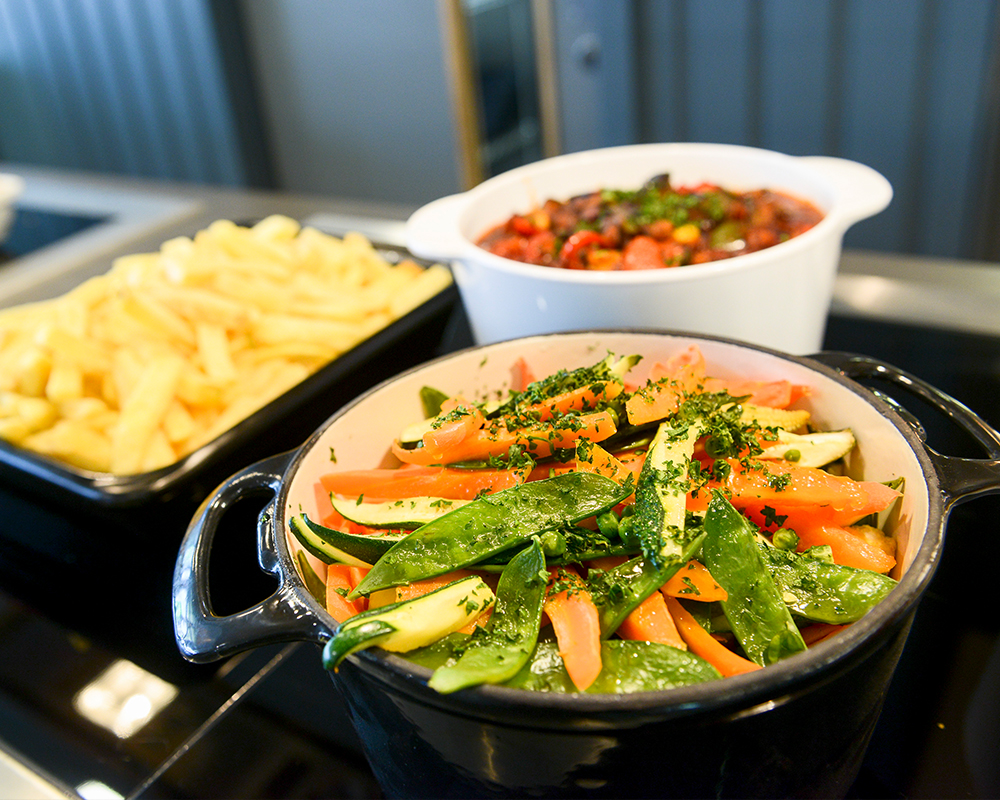 Food in the Arboretum Restaurant