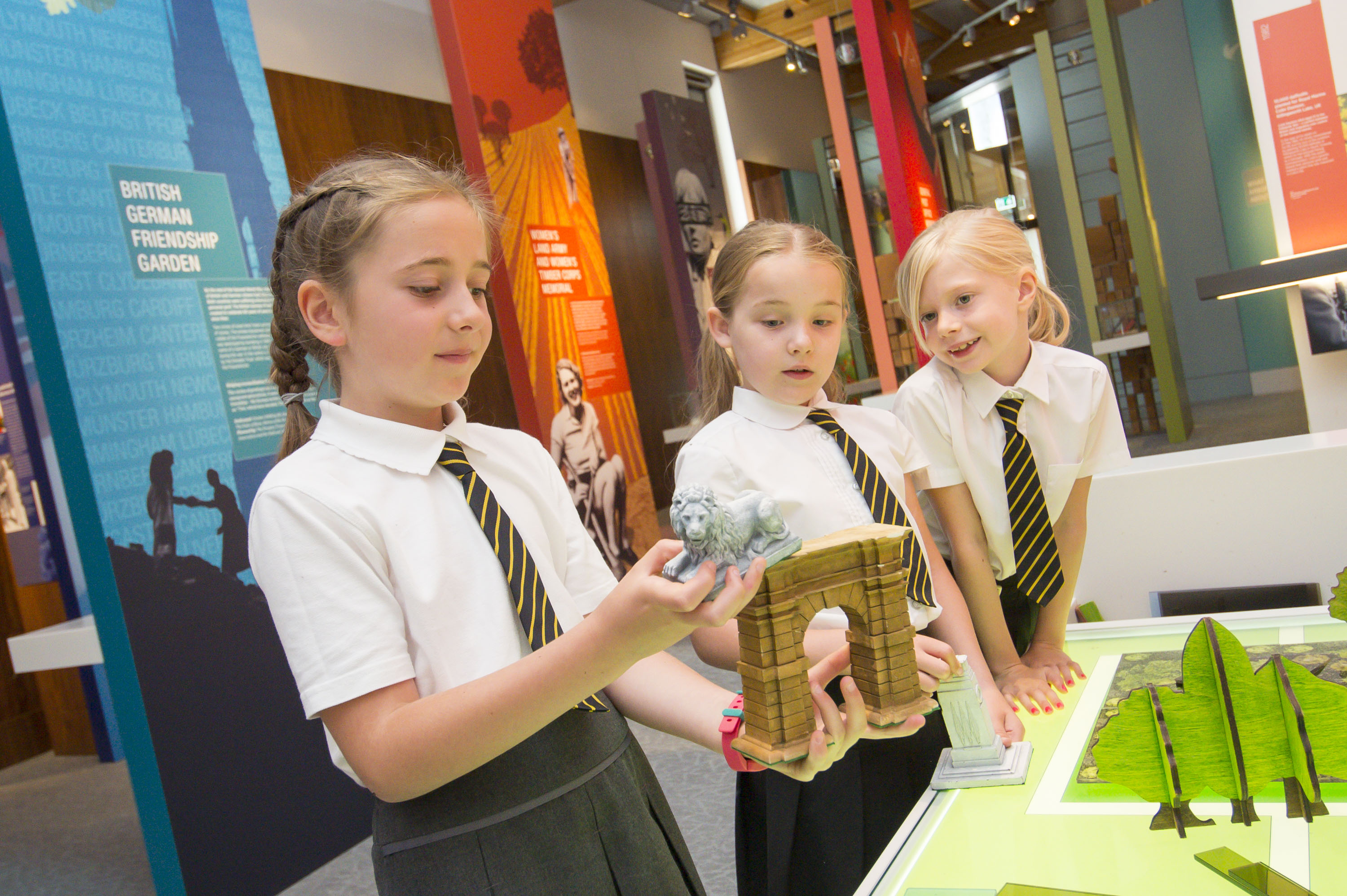 National_Memorial_Arboretum_Learning-6118